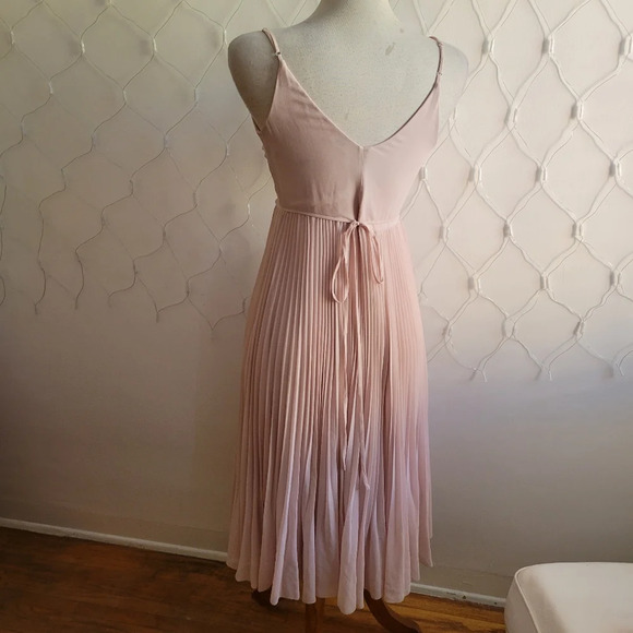 Wilfred Wrap Dress / Crossover / Pleated / Size X-Small - Picture 5 of 7